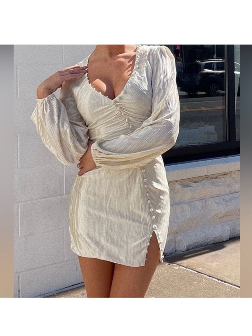 Kittenish Cream V-Neck Ruched Long-Sleeve Mini Dress - Small